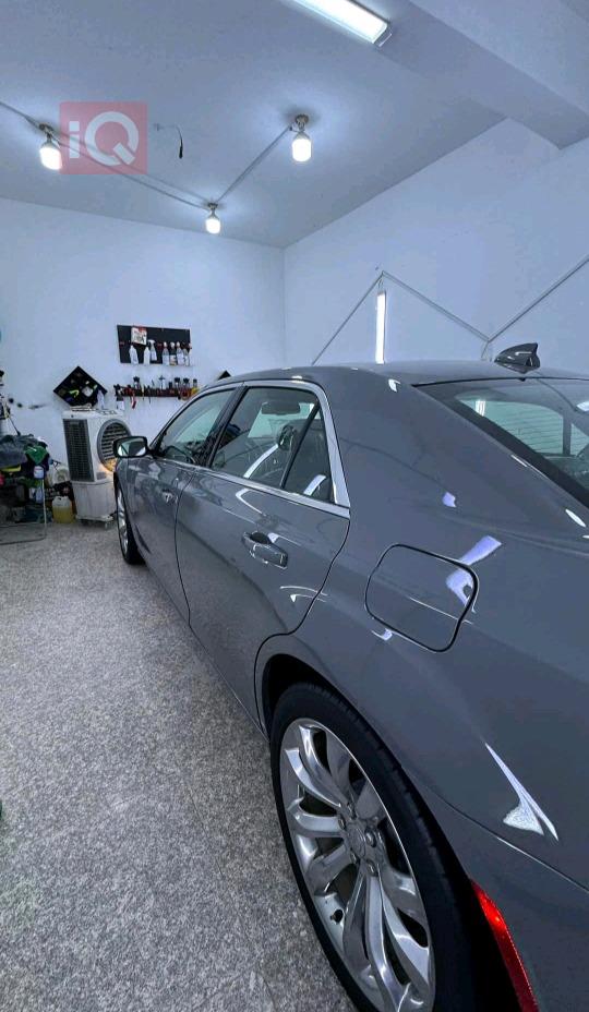 كرايسلر 300
